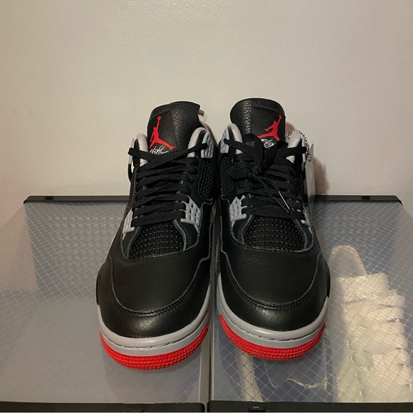 Reimagined 4’s ONLY accepting CASH APP OR VENMO due to poshmark issues.
